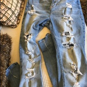 Hollister Curvy High Rise Super Skinner Jeans